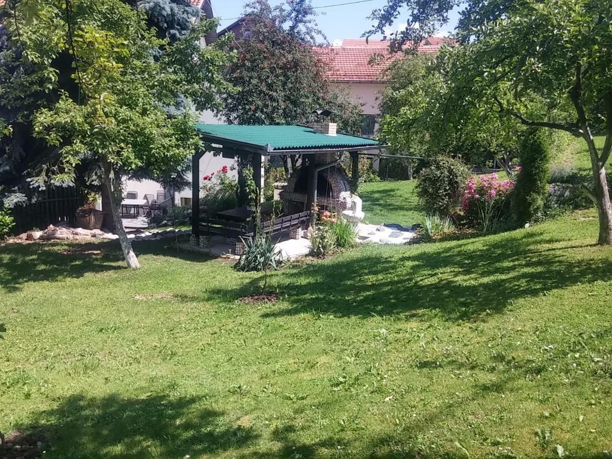 Peaceful Vacation Villa & Garden Сараево Экстерьер фото